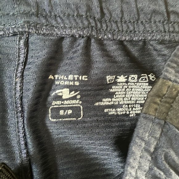 Blue shorts good condition - Picture 2 of 3
